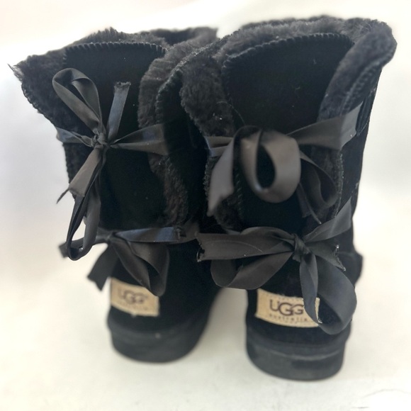 UGG Australia Bailey Bow II Genuine Shearling Boot Size 8 Black Suede Leatherl - Picture 7 of 11